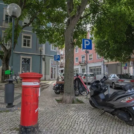 Lovelystay - Contemporary Portuguese Loft Lisbon