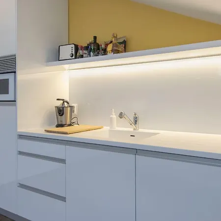 Lovelystay - Contemporary Portuguese Loft