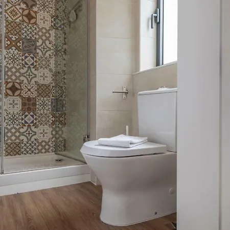 Lovelystay - Contemporary Portuguese Loft Apartment Lisbon