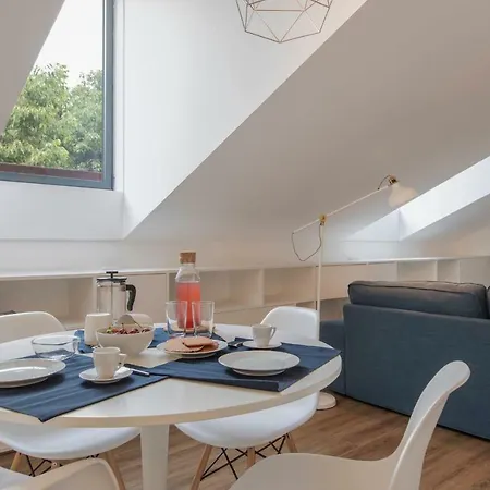 Lovelystay - Contemporary Portuguese Loft