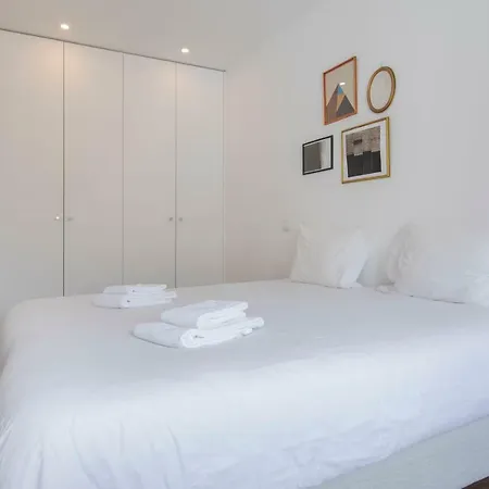 Lovelystay - Contemporary Portuguese Loft *