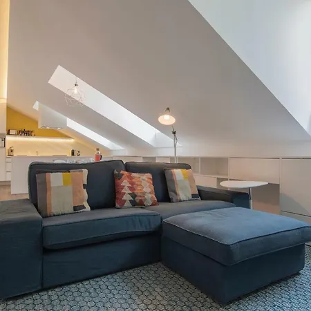 Lovelystay - Contemporary Portuguese Loft *